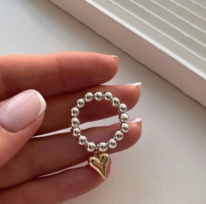 Stainless Steel Heart Ring for Women - Personalized Versatile Beaded Elastic Ring
Stainless Steel Heart Ring for Women - Personalized Versatile Beaded Elastic Ring