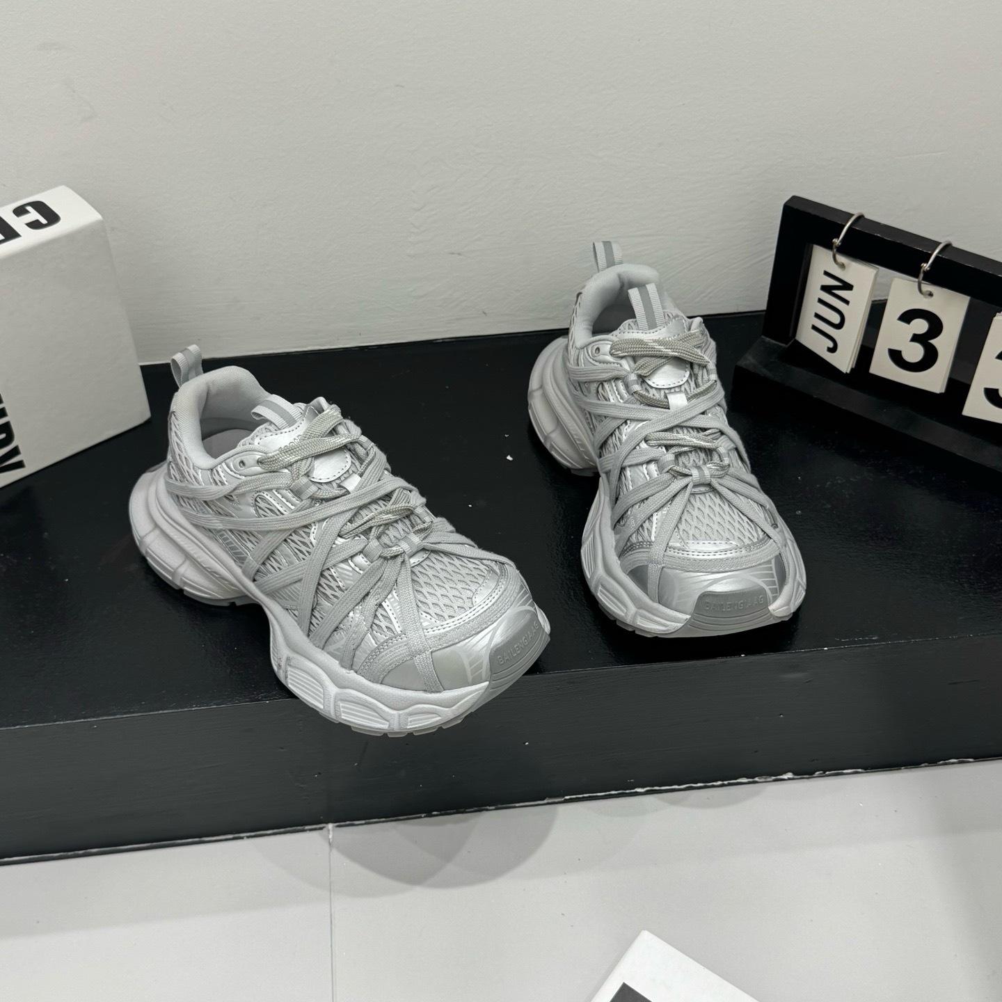 Spider web thick-soled straps dad shoes women s spring and summer new mesh heightening breathable running sports casual shoes 35 шампанського
Spider web thick-soled straps dad shoes women s spring and summer new mesh heightening breathable running sports casual shoes 35 шампанського