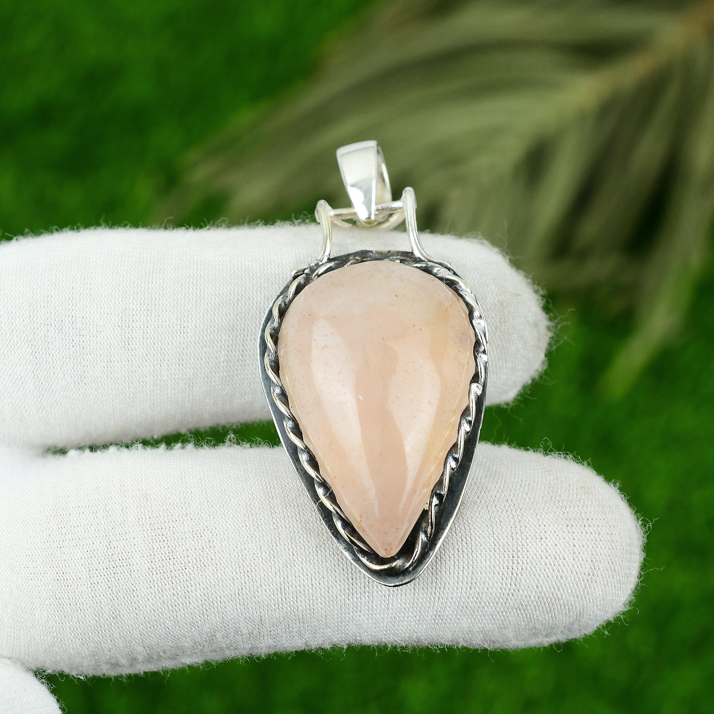 Heart Chakra Rose Quartz Gemstone Sterling Silver Wedding Sister Elegant Pendant
Heart Chakra Rose Quartz Gemstone Sterling Silver Wedding Sister Elegant Pendant