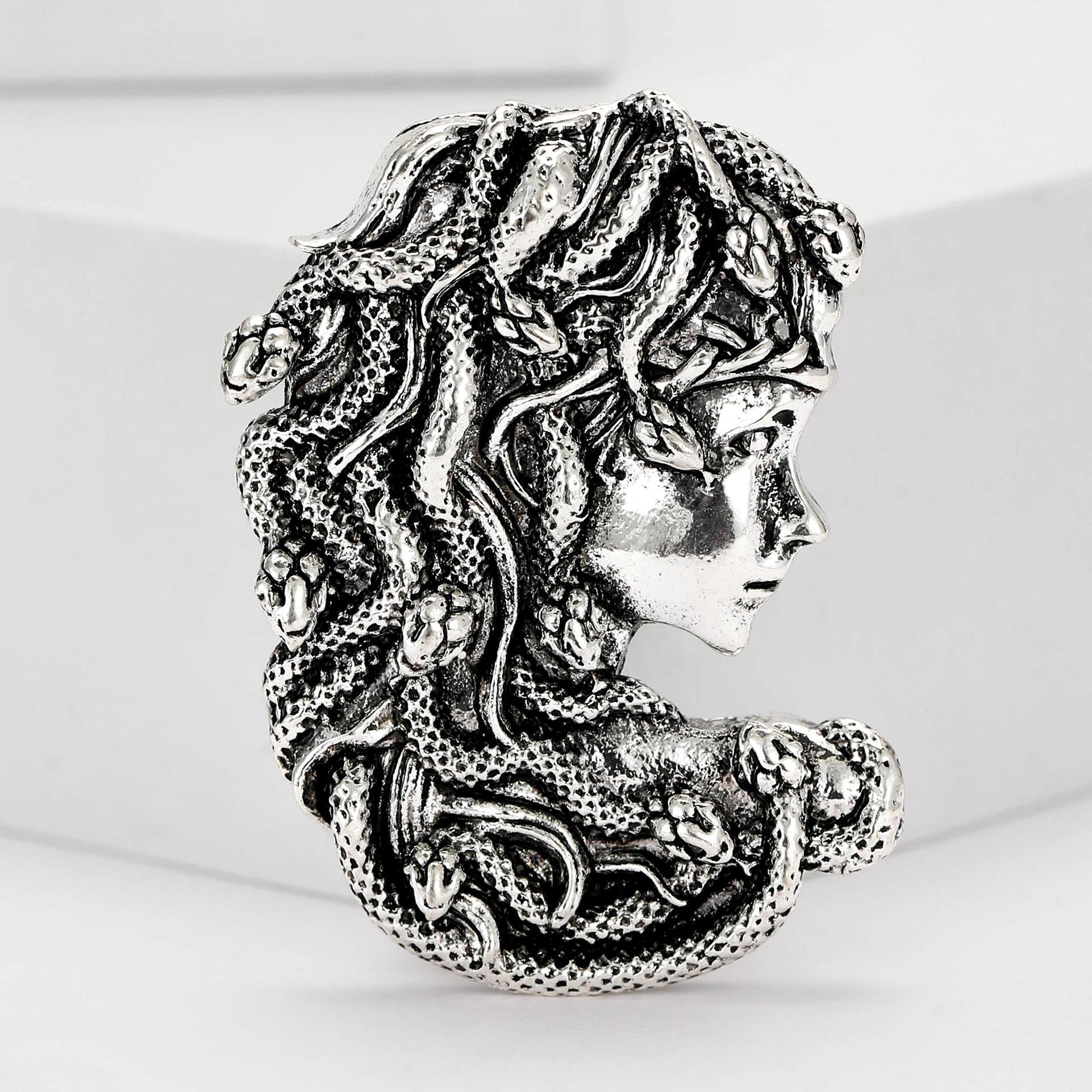 Ретро Брошь, Модная И Персонализированная Металлическая Животная Нагрудная Цветок Аксессуар для Одежды One Size серебряный
Ретро Брошь, Модная И Персонализированная Металлическая Животная Нагрудная Цветок Аксессуар для Одежды One Size серебряный