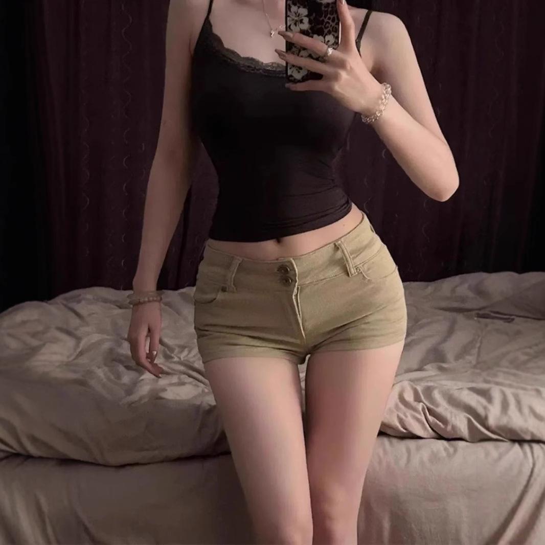 Women s High-Waist Spicy Stretch Denim Shorts – Spring/Autumn 2025: Hip-Hugging, Versatile, Casual Straight-Leg Design M
Women s High-Waist Spicy Stretch Denim Shorts – Spring/Autumn 2025: Hip-Hugging, Versatile, Casual Straight-Leg Design M