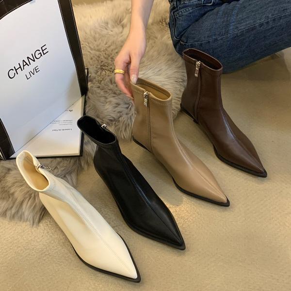 Pointed thin heel thin short boots women s autumn and winter zipper single boots temperament white medium heel elastic thin boots 35 чорний
Pointed thin heel thin short boots women s autumn and winter zipper single boots temperament white medium heel elastic thin boots 35 чорний