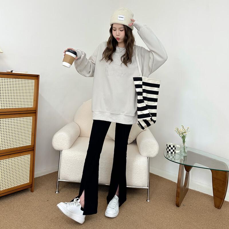 Women s Long-Sleeve Sweatshirt One Size
Women s Long-Sleeve Sweatshirt One Size