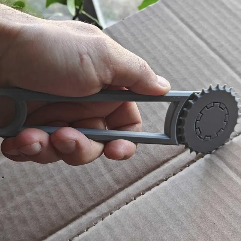 New 2025 Cardboard Box Punch Efficient Home Tool for Smooth Cardboard Cutting 16*4.6*0.7cm фіолетовий
New 2025 Cardboard Box Punch Efficient Home Tool for Smooth Cardboard Cutting 16*4.6*0.7cm фіолетовий