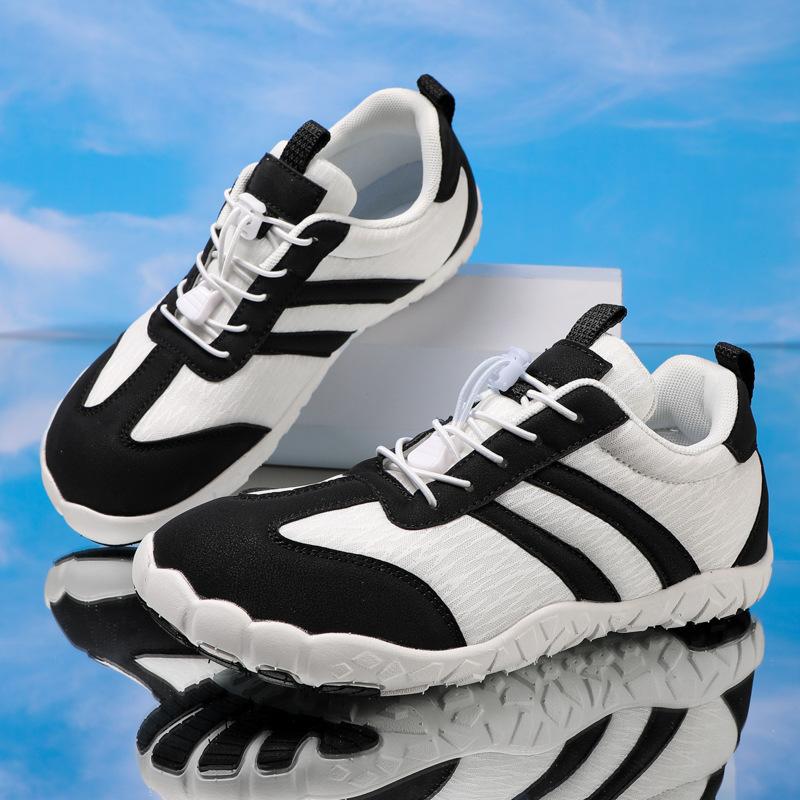 New outdoor lightweight and quick-drying wading shoes hiking five-finger shoes couple beach swimming creek shoes 46 коричневий
New outdoor lightweight and quick-drying wading shoes hiking five-finger shoes couple beach swimming creek shoes 46 коричневий