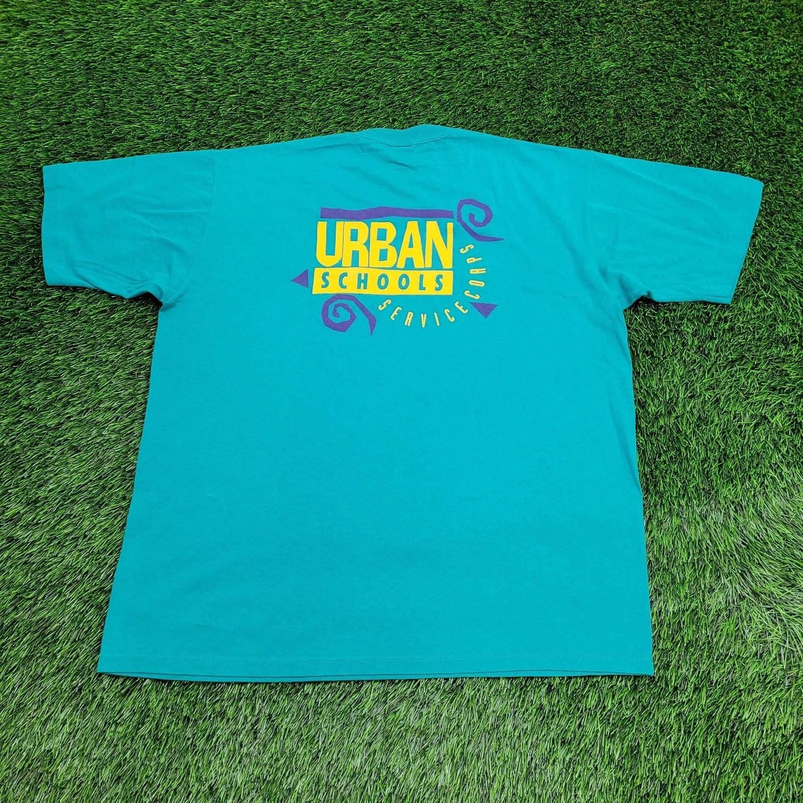 Vintage 90s JERZEES Shirt L/XL 23x27 Blue Urban-School USA S
Vintage 90s JERZEES Shirt L/XL 23x27 Blue Urban-School USA S