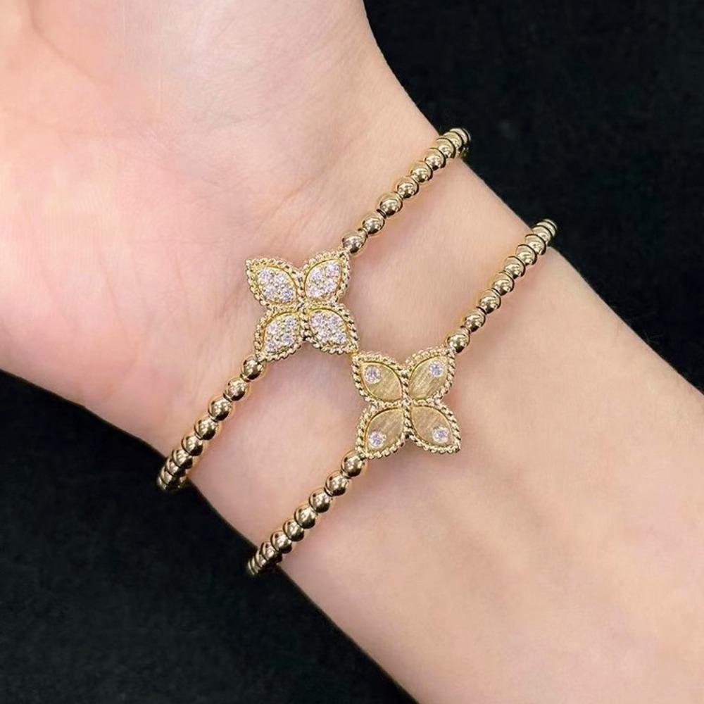 Vintage Morgan Flower Elastic Double Sided Flip Bracelet Brushed Diamond Clover Bangle for Women
Vintage Morgan Flower Elastic Double Sided Flip Bracelet Brushed Diamond Clover Bangle for Women