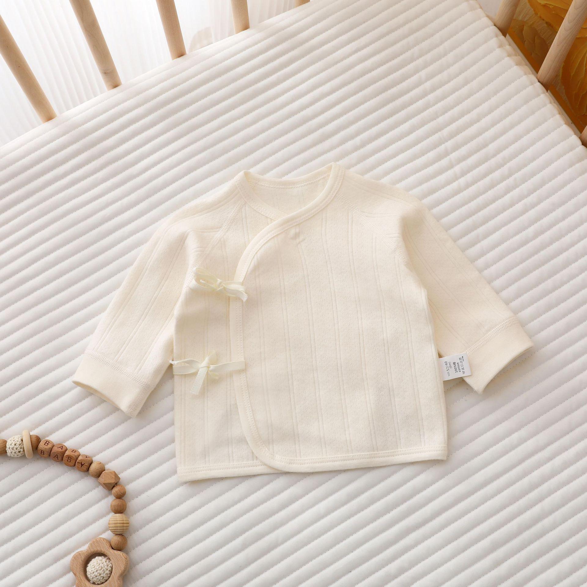 Newborn Cotton Bodysuit: Soft Baby Romper for All Seasons 52 cm
Newborn Cotton Bodysuit: Soft Baby Romper for All Seasons 52 cm