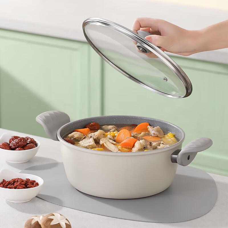BoBao Maifan Stone Wok & Soup Pot 2-Piece Set
BoBao Maifan Stone Wok & Soup Pot 2-Piece Set
