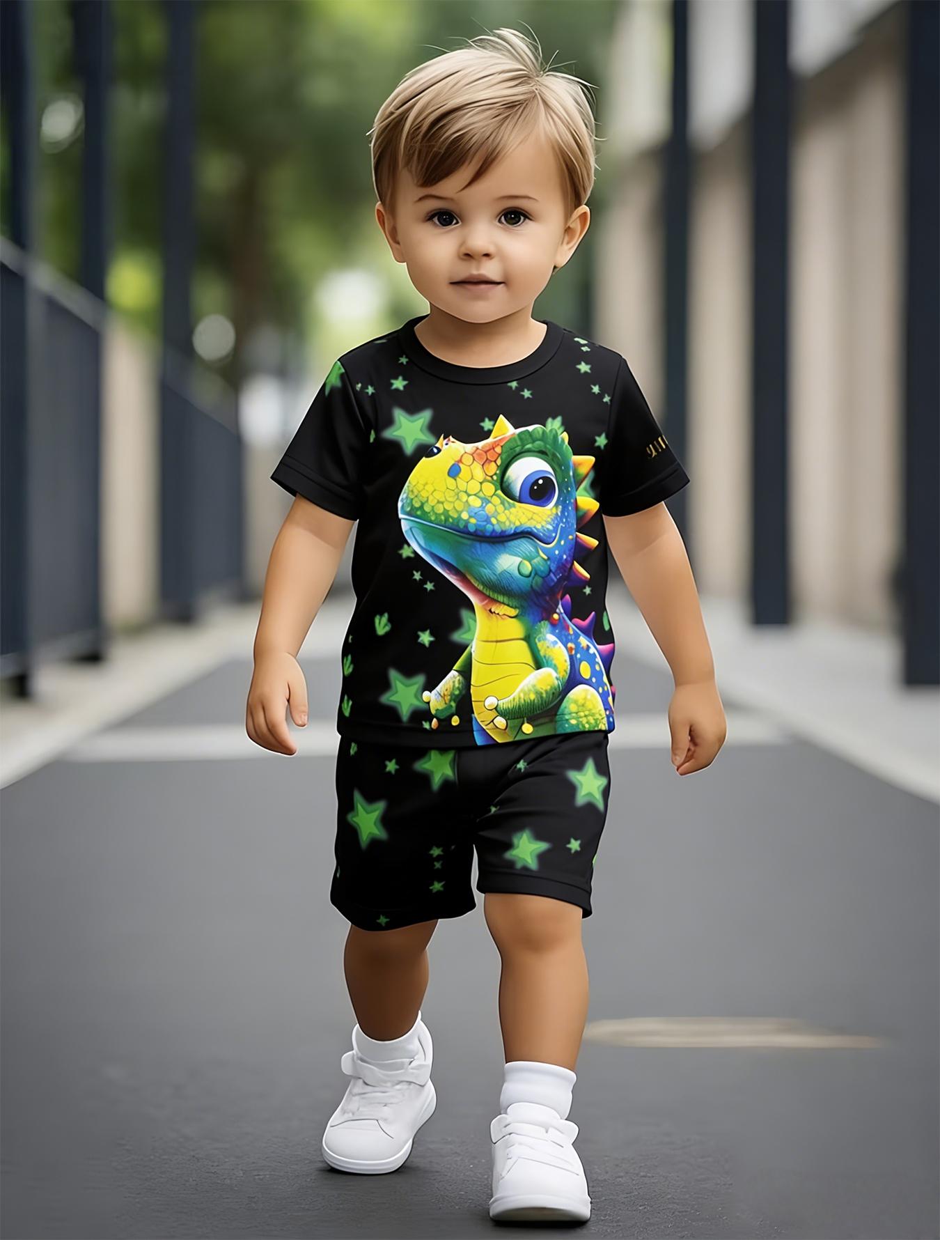 Toddler Boys Cool Colorful Dinosaur & Star Print 2-Piece Outfit, Summer Black Casual Clothes for Kids, Perfect for Playwear & Outdoor 1-2Y
Toddler Boys Cool Colorful Dinosaur & Star Print 2-Piece Outfit, Summer Black Casual Clothes for Kids, Perfect for Playwear & Outdoor 1-2Y