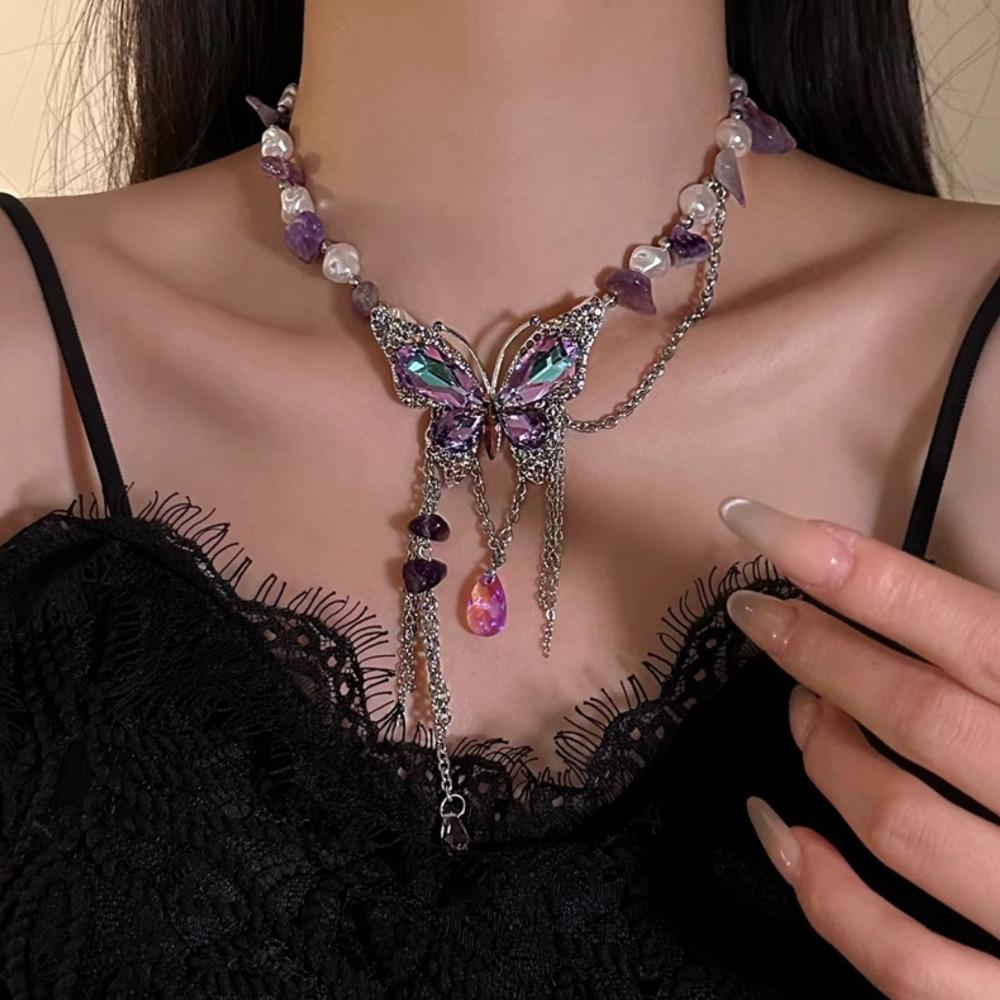 Exaggerated Pearl Crystal Necklace Sweet Women s Choker Rhinestone Butterfly Necklace Party
Exaggerated Pearl Crystal Necklace Sweet Women s Choker Rhinestone Butterfly Necklace Party