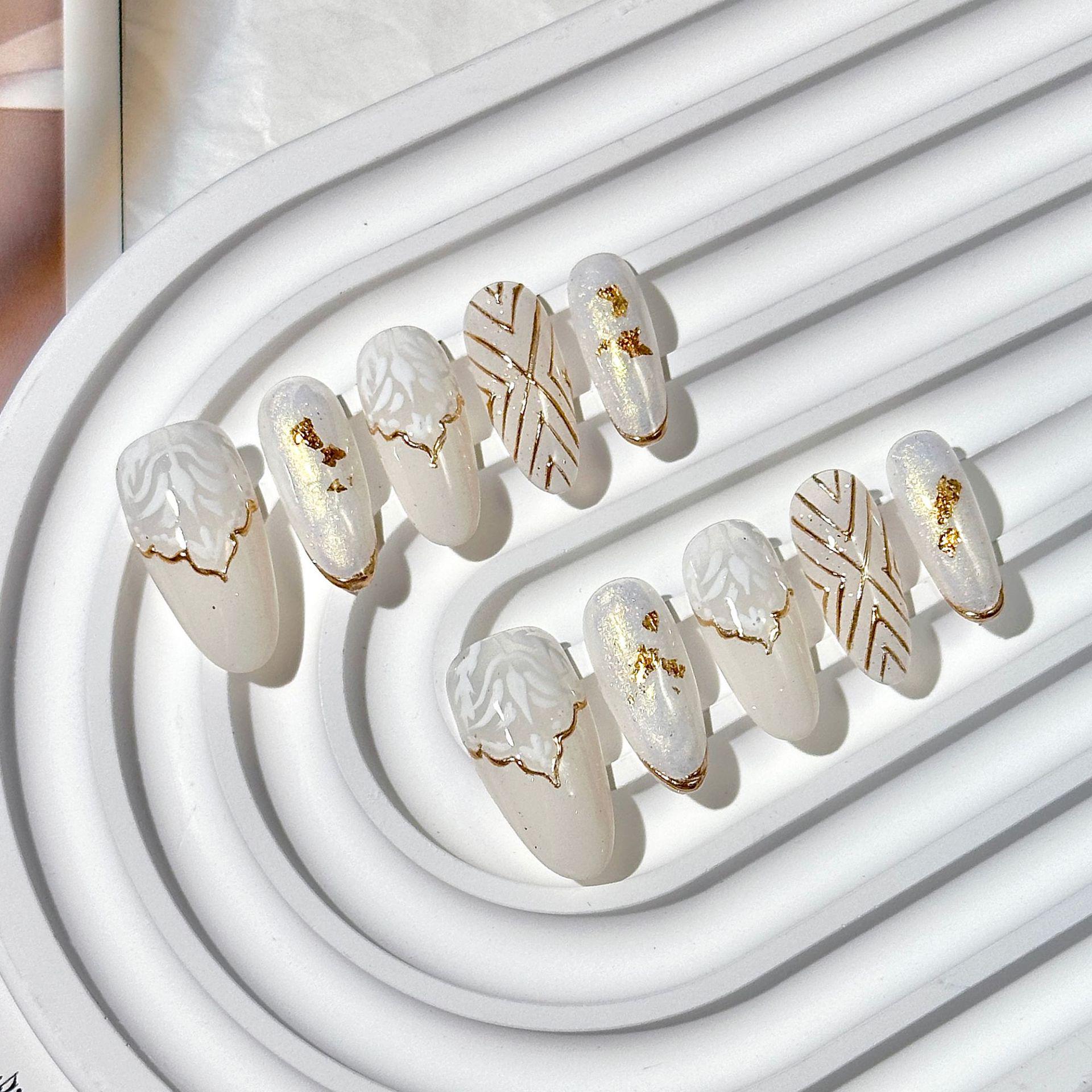 Hand-Painted Medium-Length Oval Press-On Nails - Whitening Manicure, Exquisite False Nail Patches
Hand-Painted Medium-Length Oval Press-On Nails - Whitening Manicure, Exquisite False Nail Patches