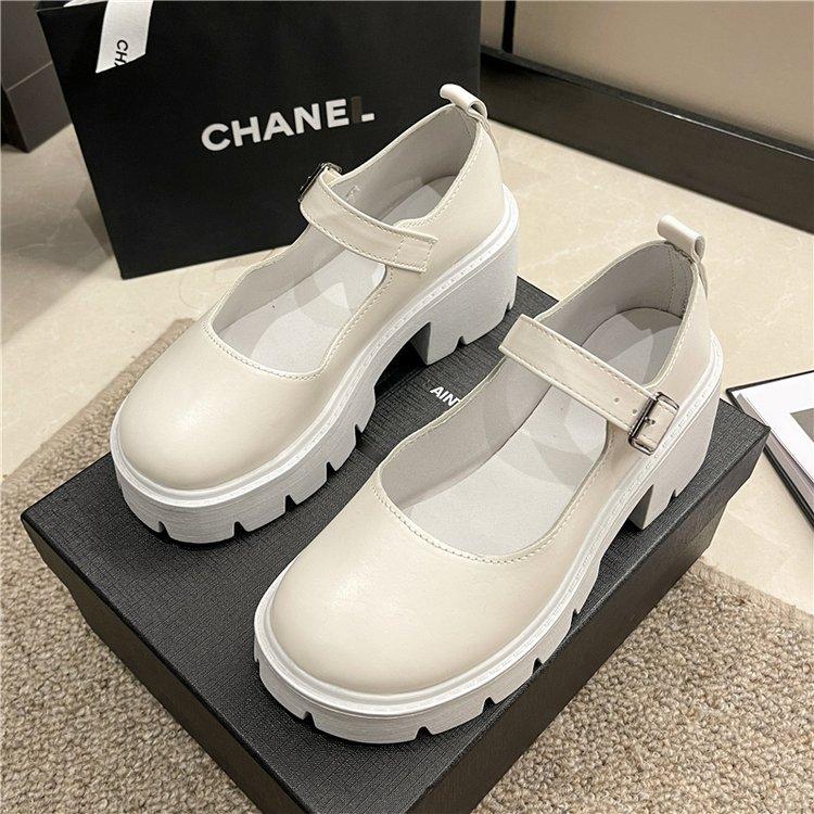 Japanese Mary Jane platform college style single shoes women s 2025 spring and autumn new one-word buckle British style small leather shoes women 41
Japanese Mary Jane platform college style single shoes women s 2025 spring and autumn new one-word buckle British style small leather shoes women 41