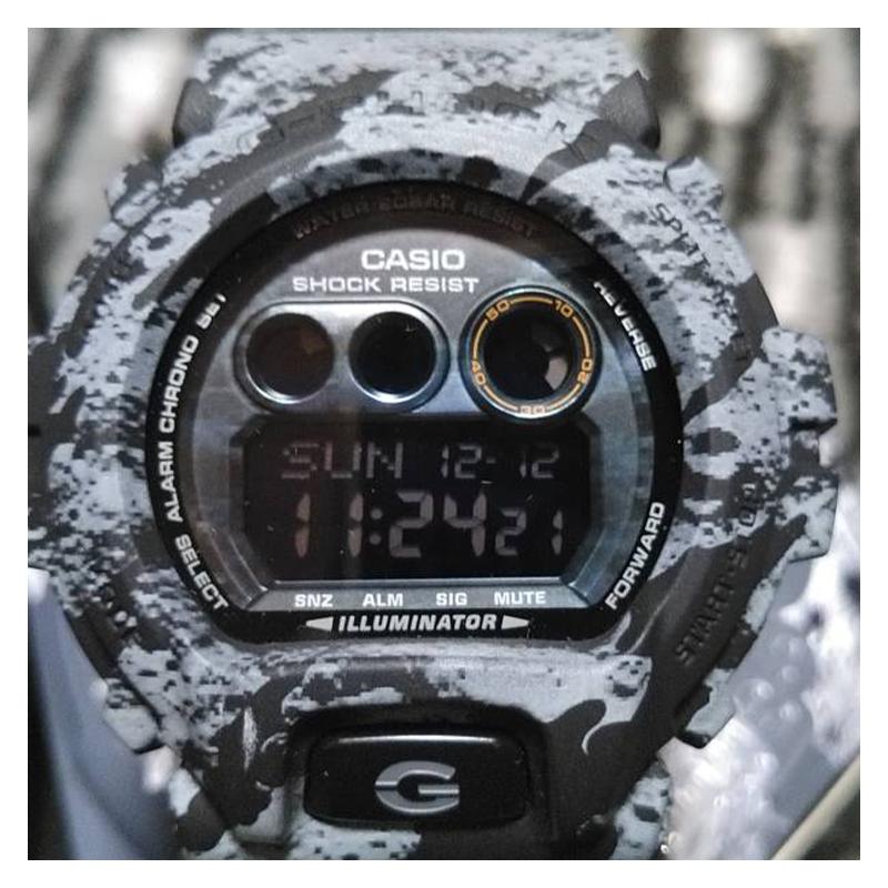 CASIO G-SHOCK MAHARISHI cooperation limited edition fashionable street Quartz resin strap men s watch gray dial GD-X6900MH-1 чорний
CASIO G-SHOCK MAHARISHI cooperation limited edition fashionable street Quartz resin strap men s watch gray dial GD-X6900MH-1 чорний