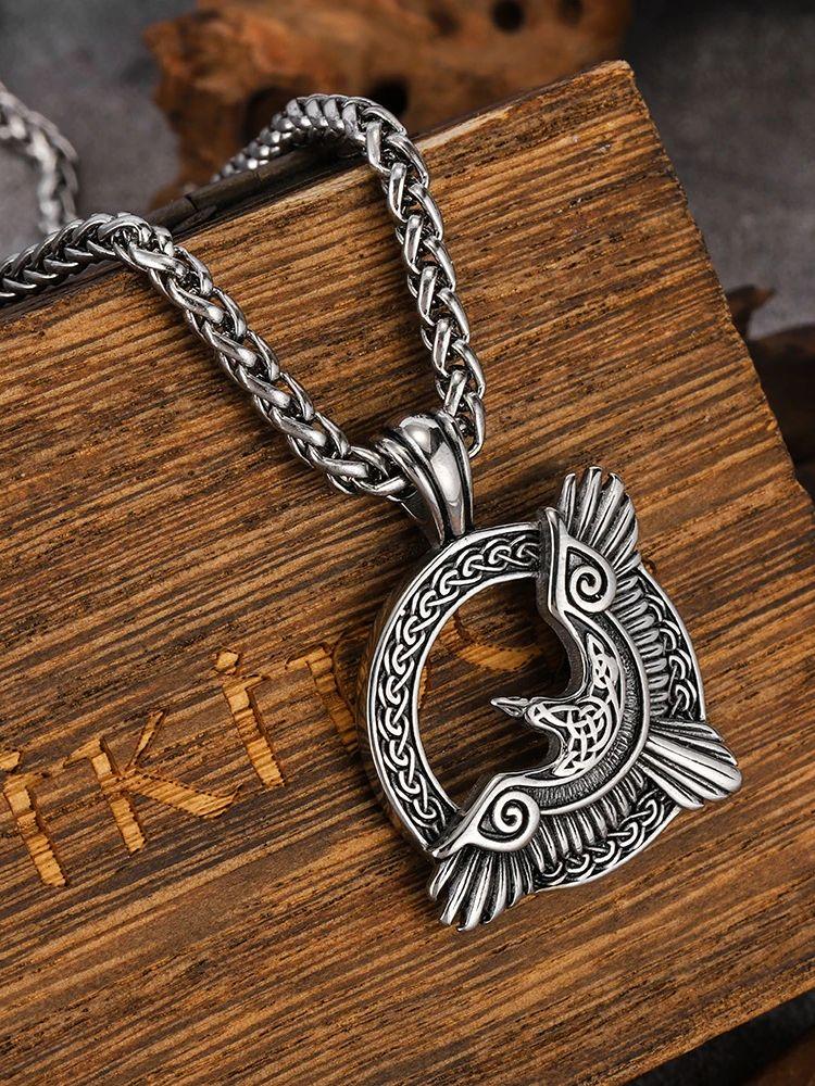 Nordic Viking Stainless Steel Engraved Raven Pendant New European & American Style Titanium Steel Men s Necklace Acces
Nordic Viking Stainless Steel Engraved Raven Pendant New European & American Style Titanium Steel Men s Necklace Acces