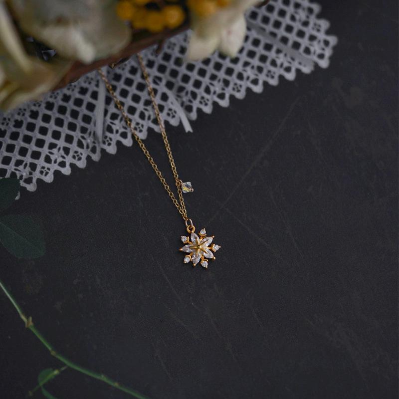 S925 Sterling Silver Snowflake Pendant Necklace - Fresh & Chic Mori Girl Style 925 Silver
S925 Sterling Silver Snowflake Pendant Necklace - Fresh & Chic Mori Girl Style 925 Silver