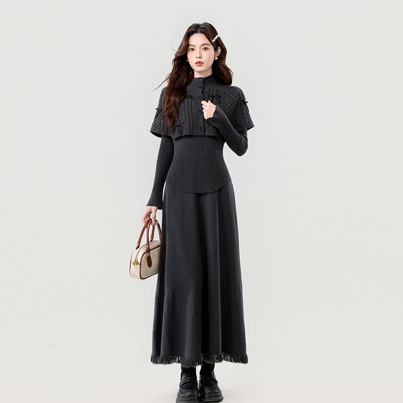 Winter Chic Miu-Style Age-Reducing Bow Knit Skirt Set for Women Gray Skirt
Winter Chic Miu-Style Age-Reducing Bow Knit Skirt Set for Women Gray Skirt