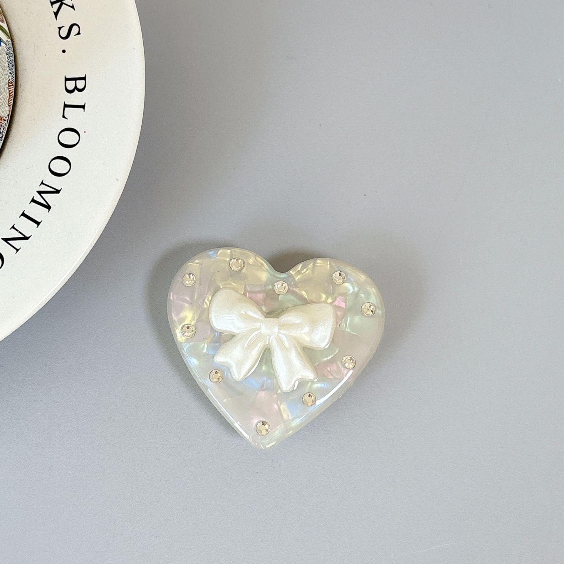 Korean Style Rhinestone Heart Phone Holder & Magnetic Stand for Women
Korean Style Rhinestone Heart Phone Holder & Magnetic Stand for Women