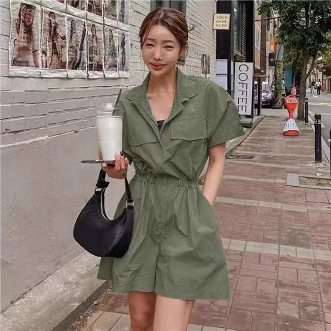 Tooling jumpsuit women s summer new casual versatile drawstring waist thin small wide leg shorts tide One size fits all зелёный
Tooling jumpsuit women s summer new casual versatile drawstring waist thin small wide leg shorts tide One size fits all зелёный