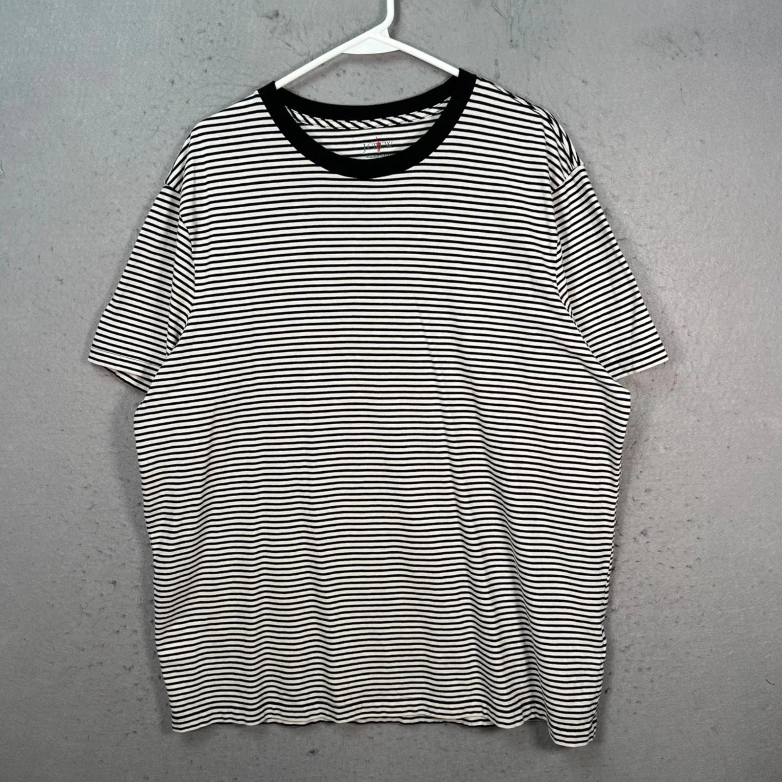 J. Crew Mens XL Sueded Jersey Striped T-Shirt Black & White Classic 100% Cotton 3XL
J. Crew Mens XL Sueded Jersey Striped T-Shirt Black & White Classic 100% Cotton 3XL
