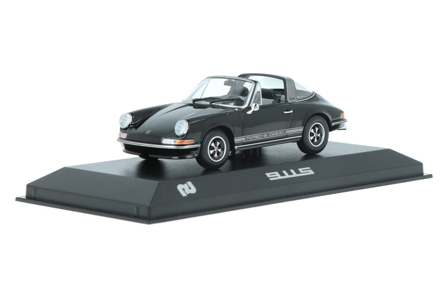 Minichamps Porsche 911 Targa S 50th Anniversary Porsche Design 1972 Black 1/43 2.4 чёрный
Minichamps Porsche 911 Targa S 50th Anniversary Porsche Design 1972 Black 1/43 2.4 чёрный