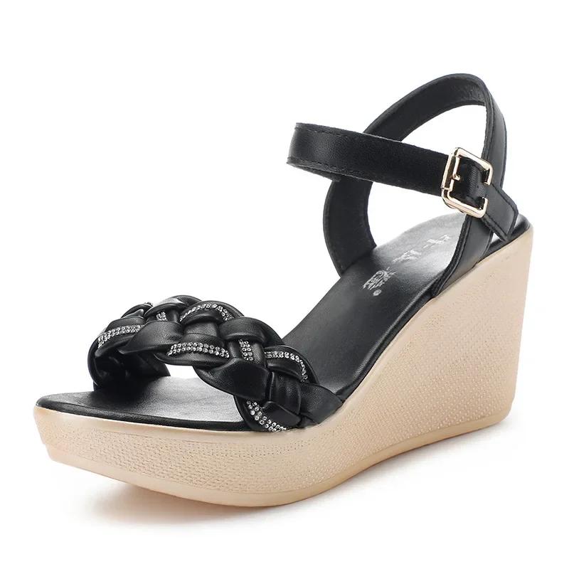 8см Маленький размер 32-43 Модные сандалии из натуральной кожи смешанных цветов Женские туфли на платформе и танкетке 2025 Босоножки на высоком каблуке Офис Мама 43 чёрный
8см Маленький размер 32-43 Модные сандалии из натуральной кожи смешанных цветов Женские туфли на платформе и танкетке 2025 Босоножки на высоком каблуке Офис Мама 43 чёрный