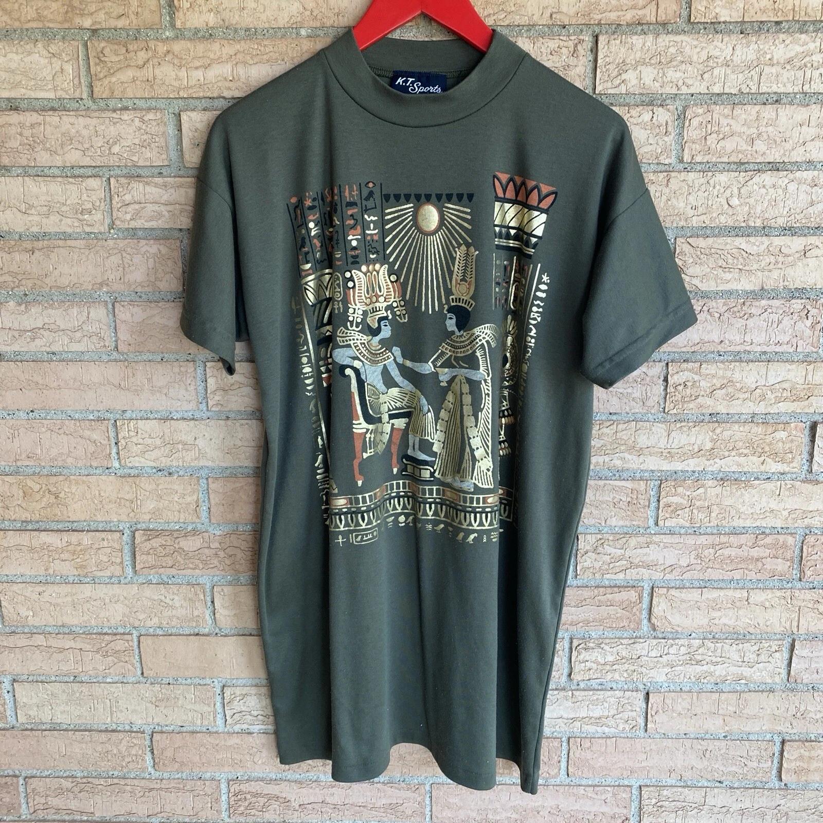 Egyptian Pharaoh Queen gold graphic t-shirt size Large olive green K.T. Sports S
Egyptian Pharaoh Queen gold graphic t-shirt size Large olive green K.T. Sports S