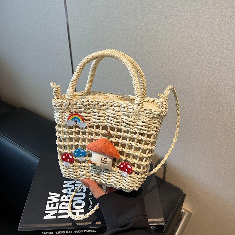Weaving small fresh hand carry straw bag sweet wind seaside vacation crossbody beach bag girl
Weaving small fresh hand carry straw bag sweet wind seaside vacation crossbody beach bag girl