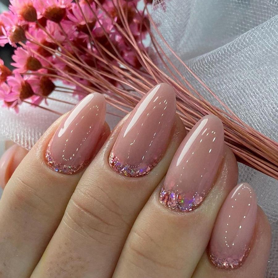 Almond-Shaped Glitter Nails: European & American Style, Medium-Length, Removable & Wearable
Almond-Shaped Glitter Nails: European & American Style, Medium-Length, Removable & Wearable