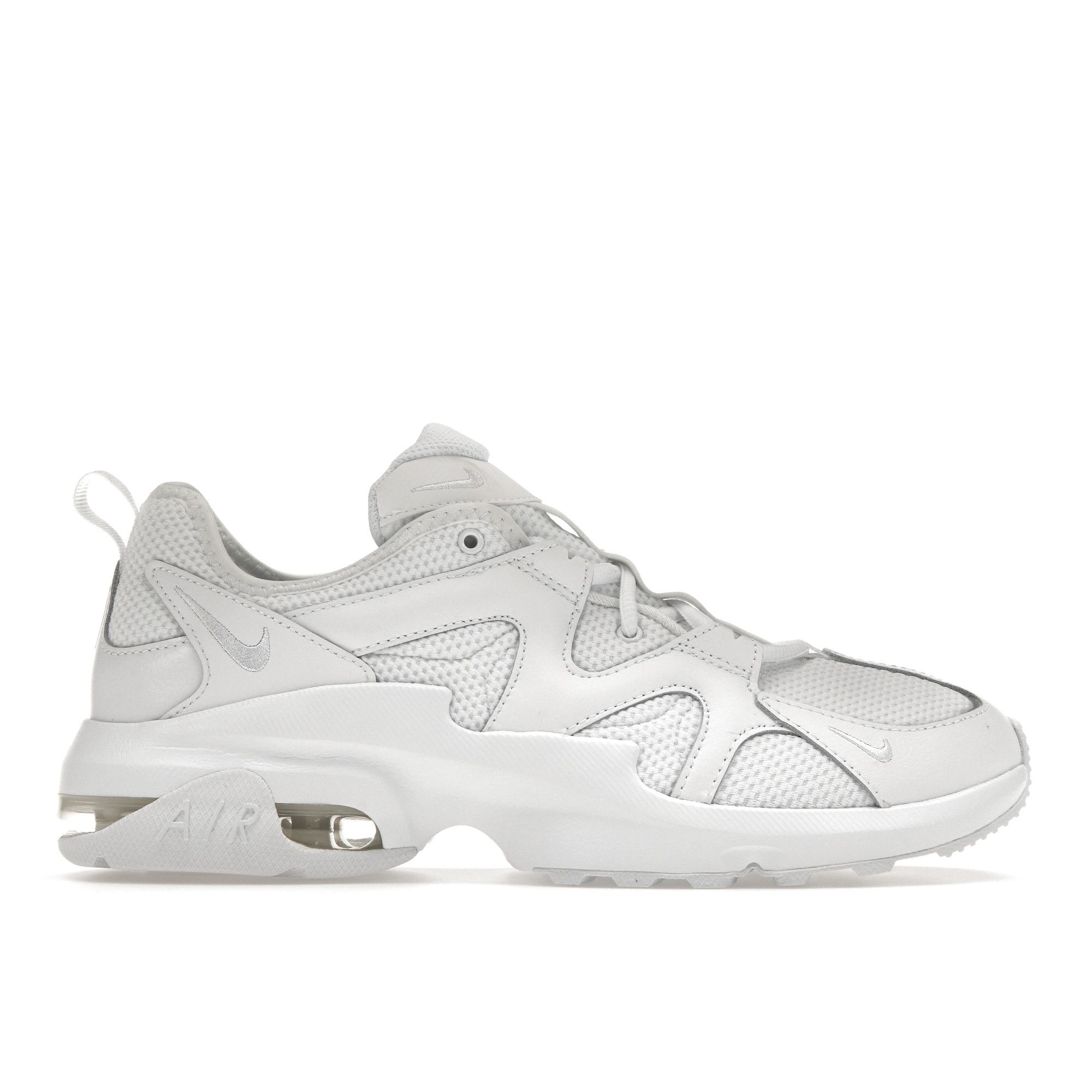 Белые мужские кроссовки Nike Air Max Graviton AT4525-102 
Белые мужские кроссовки Nike Air Max Graviton AT4525-102