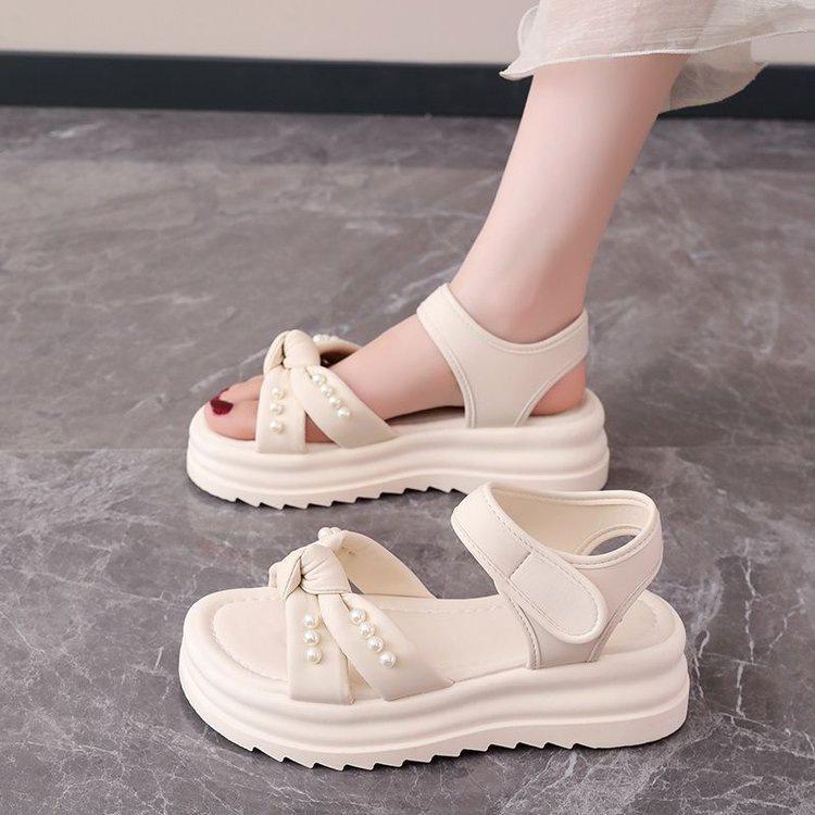 Французские сандалии на платформе с липучками, женская летняя обувь 2025, новинка, с юбкой, мягкая подошва, не устают ноги, римские сандалии 40
Французские сандалии на платформе с липучками, женская летняя обувь 2025, новинка, с юбкой, мягкая подошва, не устают ноги, римские сандалии 40