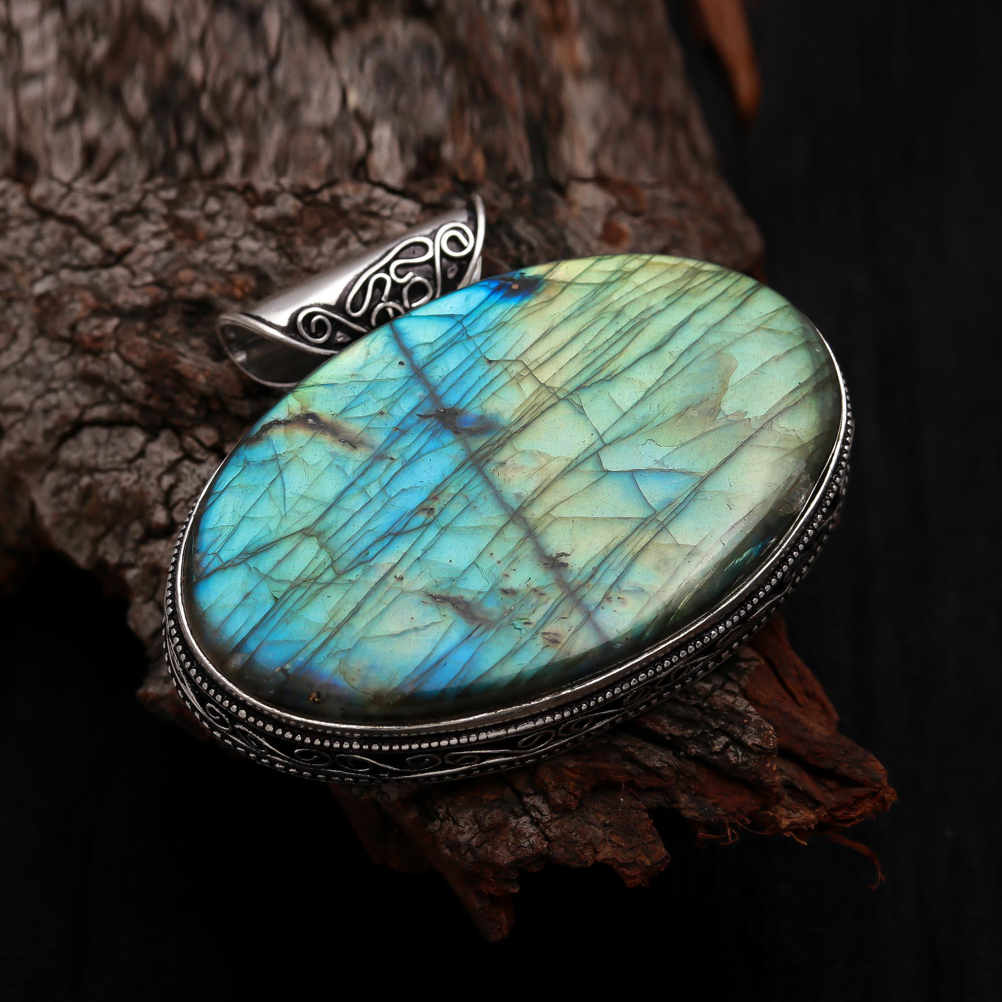 Лабрадорит драгоценный камень 925 стерлингового серебра Бохо ювелирные изделия антикварный кулон
Лабрадорит драгоценный камень 925 стерлингового серебра Бохо ювелирные изделия антикварный кулон