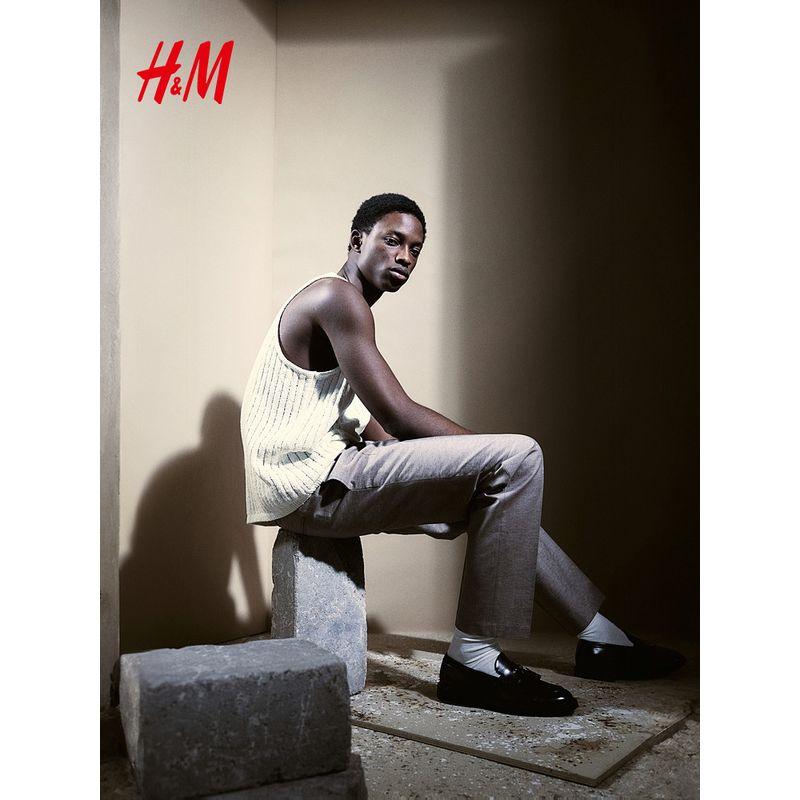 HM Men s Clothing Vest 2025 Summer New round Neck Sleeveless Loose Rib Straight Hem Top 1265014 Cream 170/92(S)
HM Men s Clothing Vest 2025 Summer New round Neck Sleeveless Loose Rib Straight Hem Top 1265014 Cream 170/92(S)