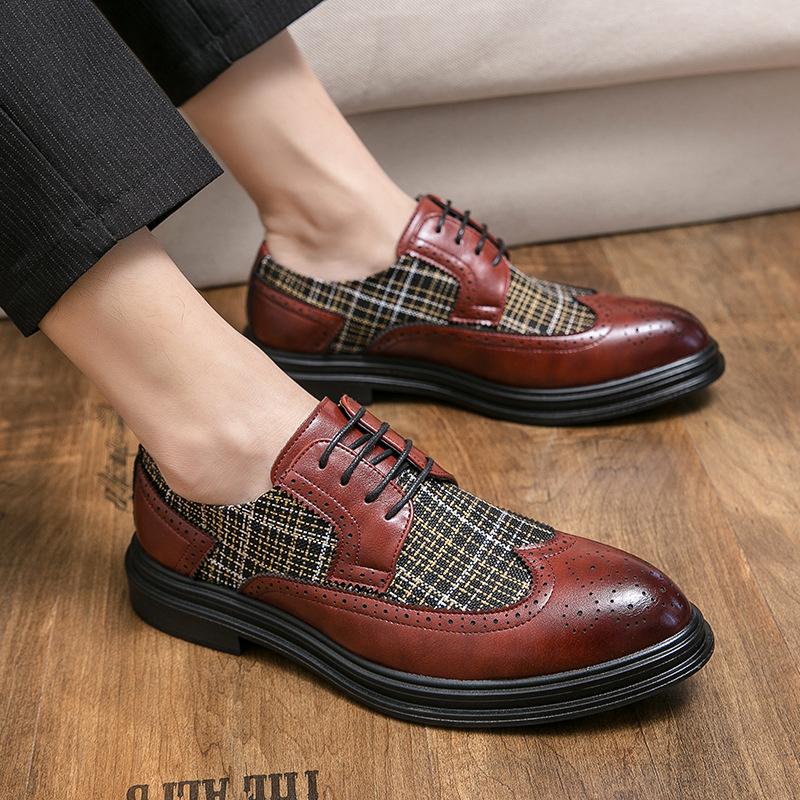 Men s shoes large size new leather shoes fashion business dress color matching Brock engraved leather shoes trendy wedding shoes 38
Men s shoes large size new leather shoes fashion business dress color matching Brock engraved leather shoes trendy wedding shoes 38