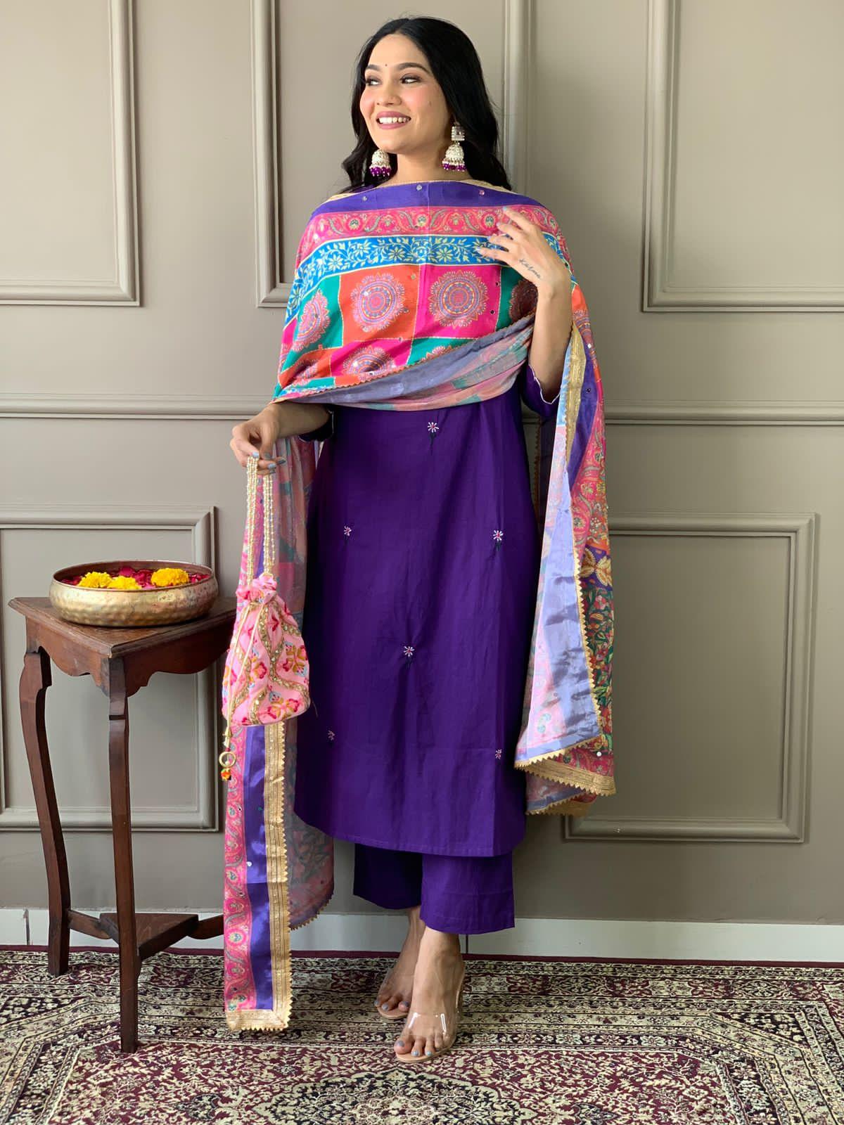 Дизайнерский комплект брюк в этническом стиле Bollywood Kurti для женщин Красивый анаркали сальвар-камиз
Дизайнерский комплект брюк в этническом стиле Bollywood Kurti для женщин Красивый анаркали сальвар-камиз