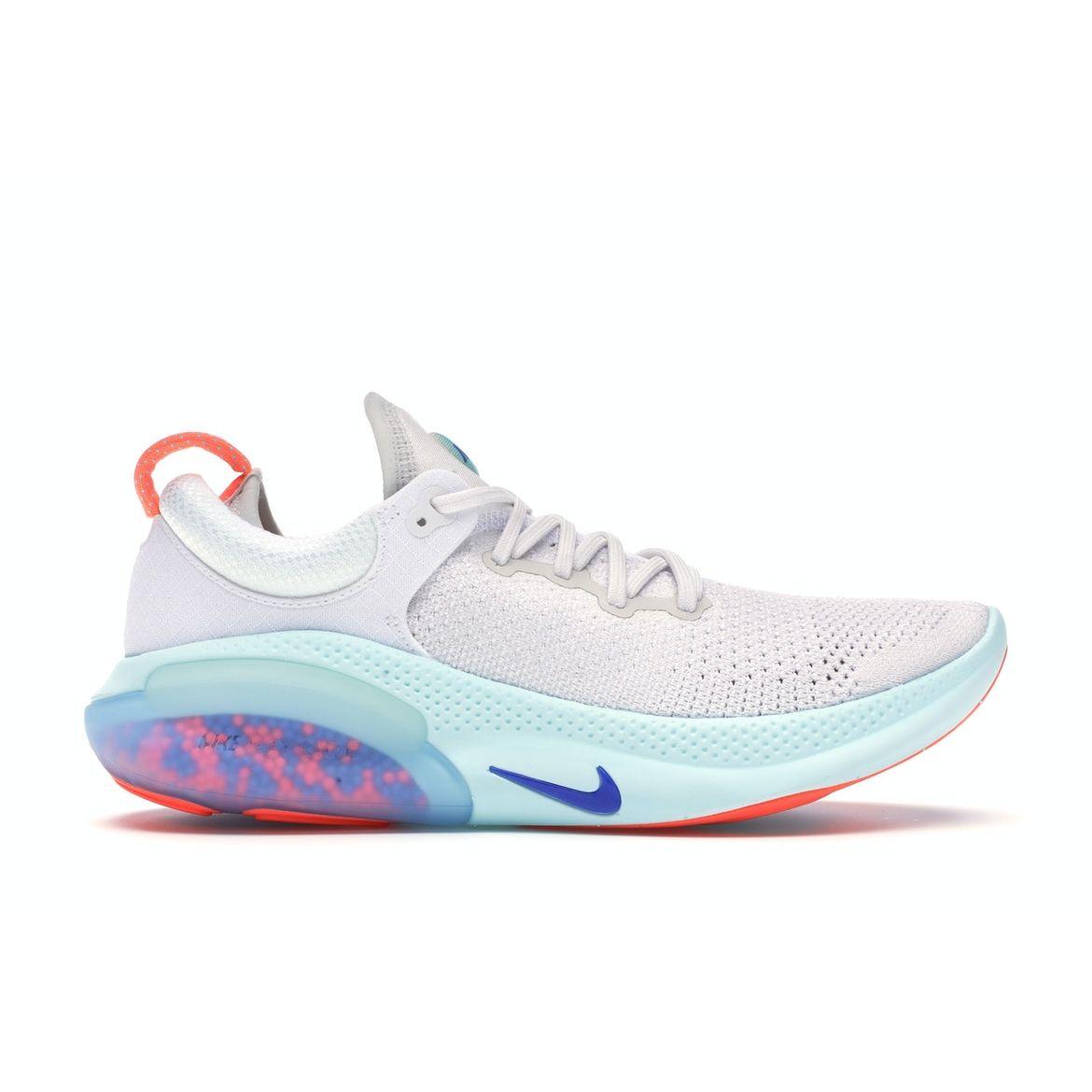 Мужские кроссовки Nike Joyride Run Flyknit Bright Mango White Platinum-Tint Racer-Blue AQ2730-100
Мужские кроссовки Nike Joyride Run Flyknit Bright Mango White Platinum-Tint Racer-Blue AQ2730-100