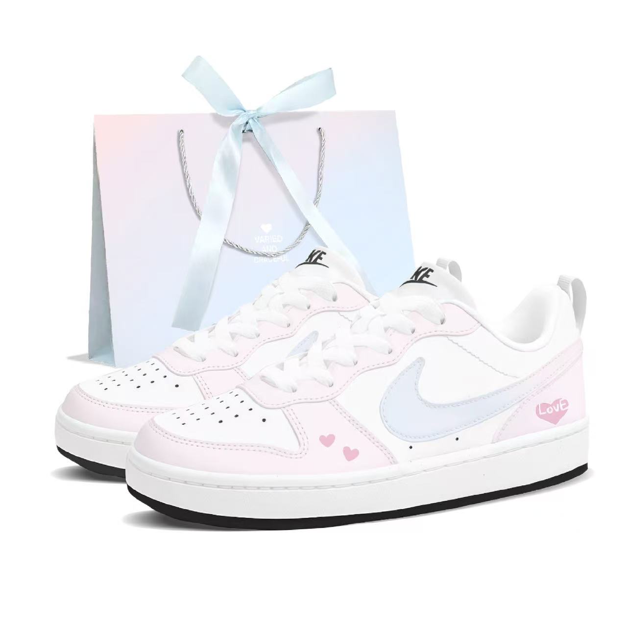 Nike Court Borough Love Cherry Blossom Pink GS Leather Low top Skateboard Shoes Women s White Pink DV5456-104(Team1848--SBOX) 38
Nike Court Borough Love Cherry Blossom Pink GS Leather Low top Skateboard Shoes Women s White Pink DV5456-104(Team1848--SBOX) 38