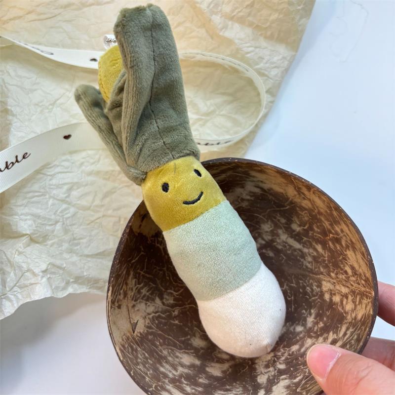 Cute Creative Vegetable Green Onion Plush Doll Stuffed Toy Keychain Pendant Bag Hanging Ornament Girly Backpack Accessories Gift
Cute Creative Vegetable Green Onion Plush Doll Stuffed Toy Keychain Pendant Bag Hanging Ornament Girly Backpack Accessories Gift