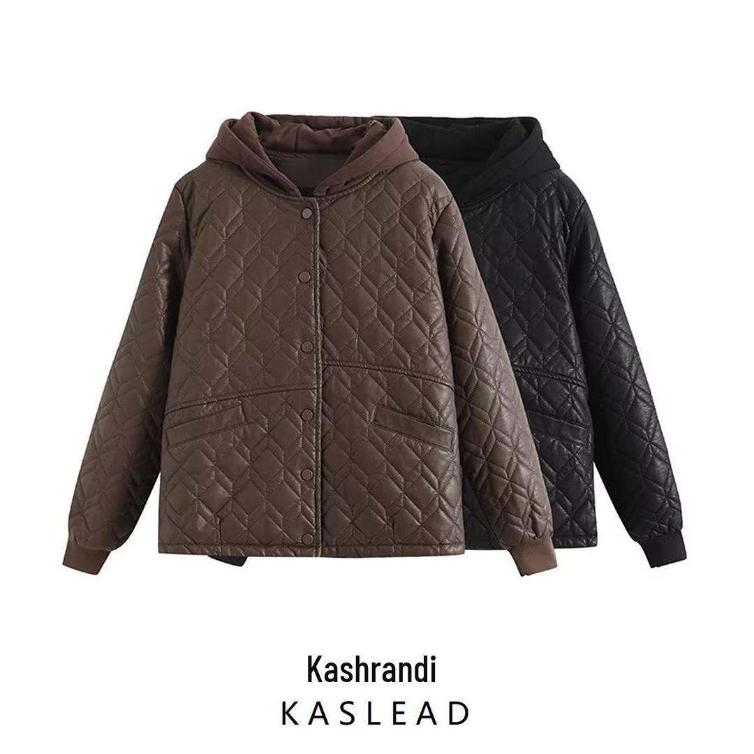 2024 Autumn Women s European & American Style Two-Tone Faux Leather Quilted Loose Fit Long Sleeve Hooded Jacket One Size чорний
2024 Autumn Women s European & American Style Two-Tone Faux Leather Quilted Loose Fit Long Sleeve Hooded Jacket One Size чорний