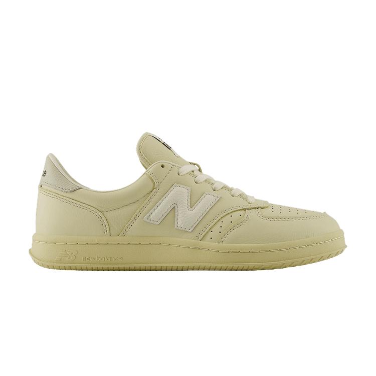 Auralee x New Balance T500 Asparagus Green Unisex Sneakers Cream Hay White-Asparagus CT500AL 38
Auralee x New Balance T500 Asparagus Green Unisex Sneakers Cream Hay White-Asparagus CT500AL 38