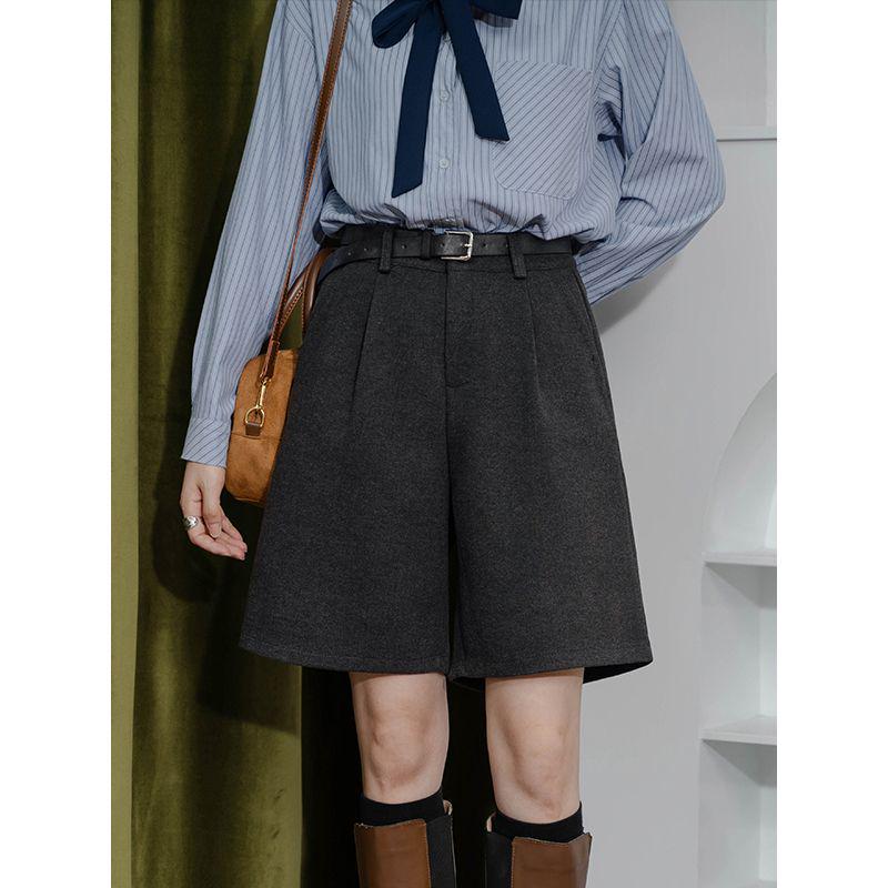 RZ Women s High-Waisted Woolen Wide-Leg Shorts: Loose, Classic Mid-Length, Perfect for Spring & Autumn S for under 90 kg
RZ Women s High-Waisted Woolen Wide-Leg Shorts: Loose, Classic Mid-Length, Perfect for Spring & Autumn S for under 90 kg