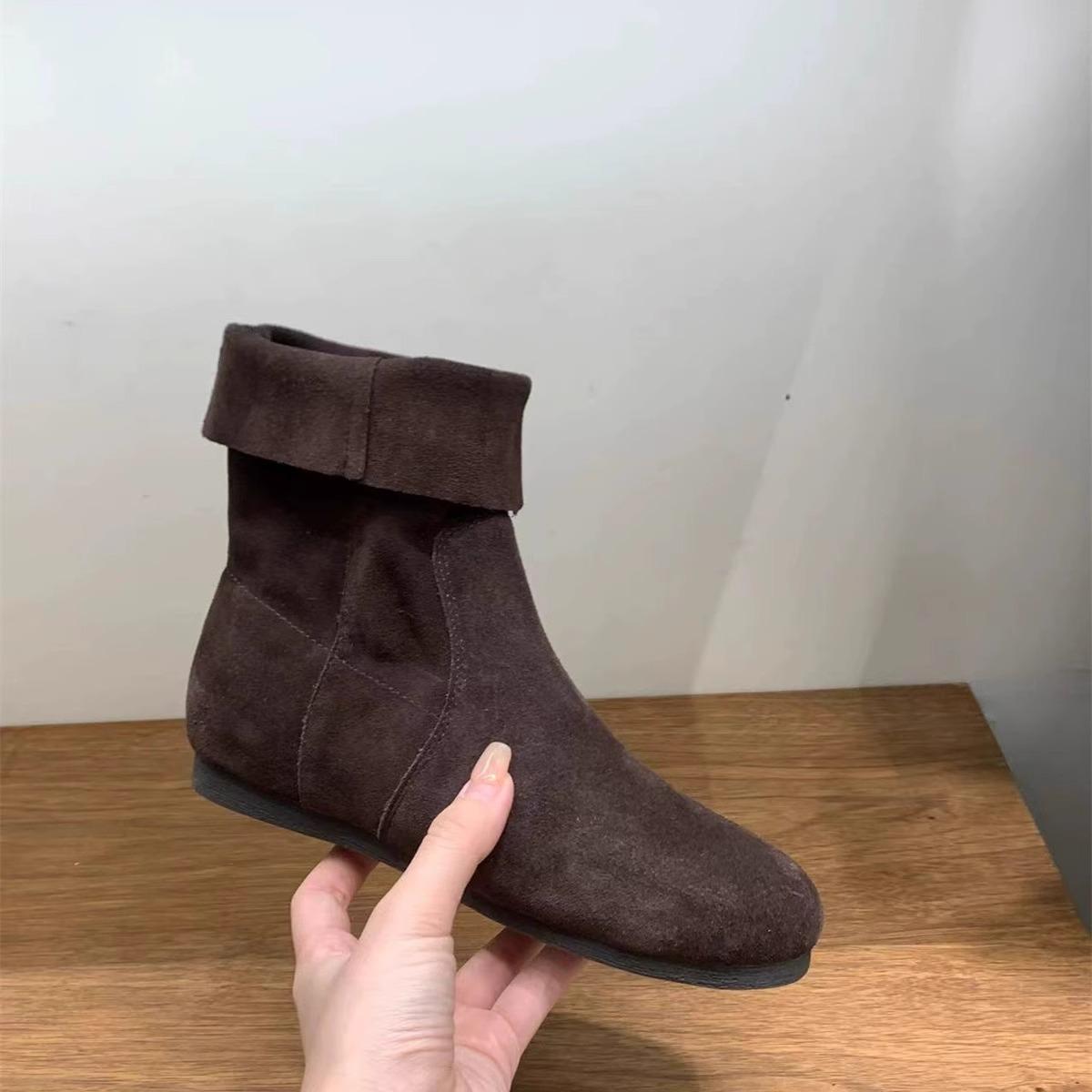 Flat-bottomed leather retro Martin boots women s shoes 2024 new spring, autumn and winter Korean version and ankle boots sleeve small short boots 35 кофейный
Flat-bottomed leather retro Martin boots women s shoes 2024 new spring, autumn and winter Korean version and ankle boots sleeve small short boots 35 кофейный