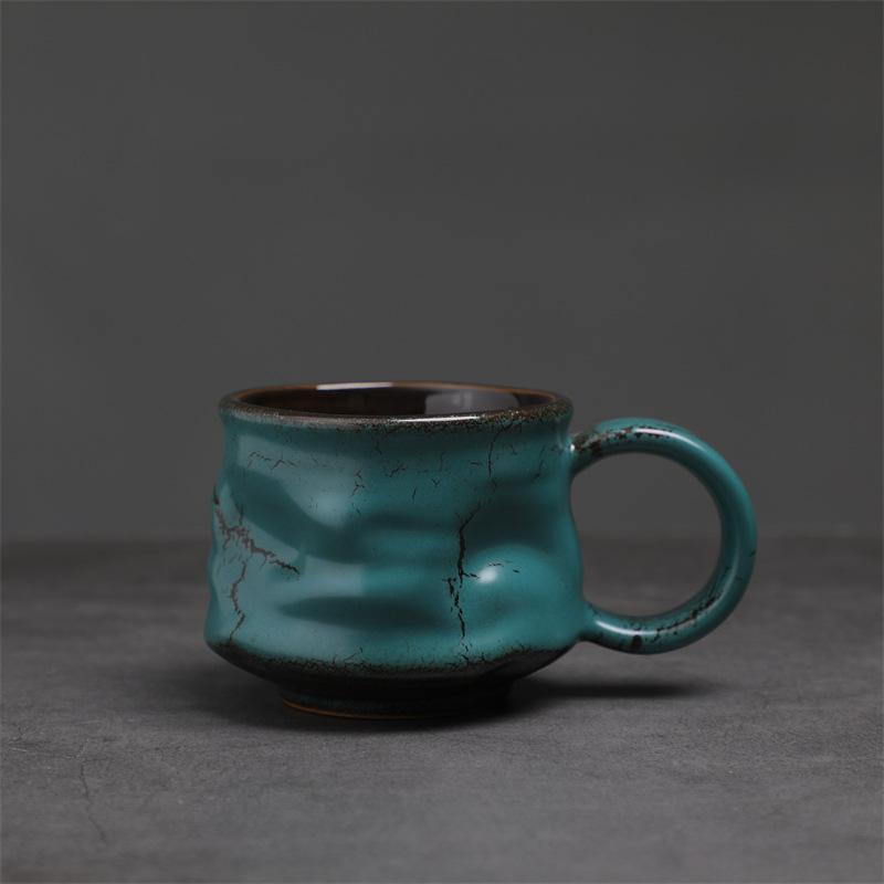 Спеціальної форми ретро керамічна чашка Постачання Неправильна чашка Груба кераміка Чашка для води Чашка для арабської кави 280ml
Спеціальної форми ретро керамічна чашка Постачання Неправильна чашка Груба кераміка Чашка для води Чашка для арабської кави 280ml