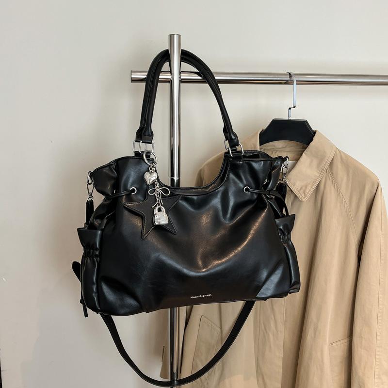 Fashionable Brand Design Tote Bag New Retro Shoulder Bag Casual Large-capacity Crossbody Bags Light Luxury High-end Women s Bags 40x11x25cm чорний
Fashionable Brand Design Tote Bag New Retro Shoulder Bag Casual Large-capacity Crossbody Bags Light Luxury High-end Women s Bags 40x11x25cm чорний