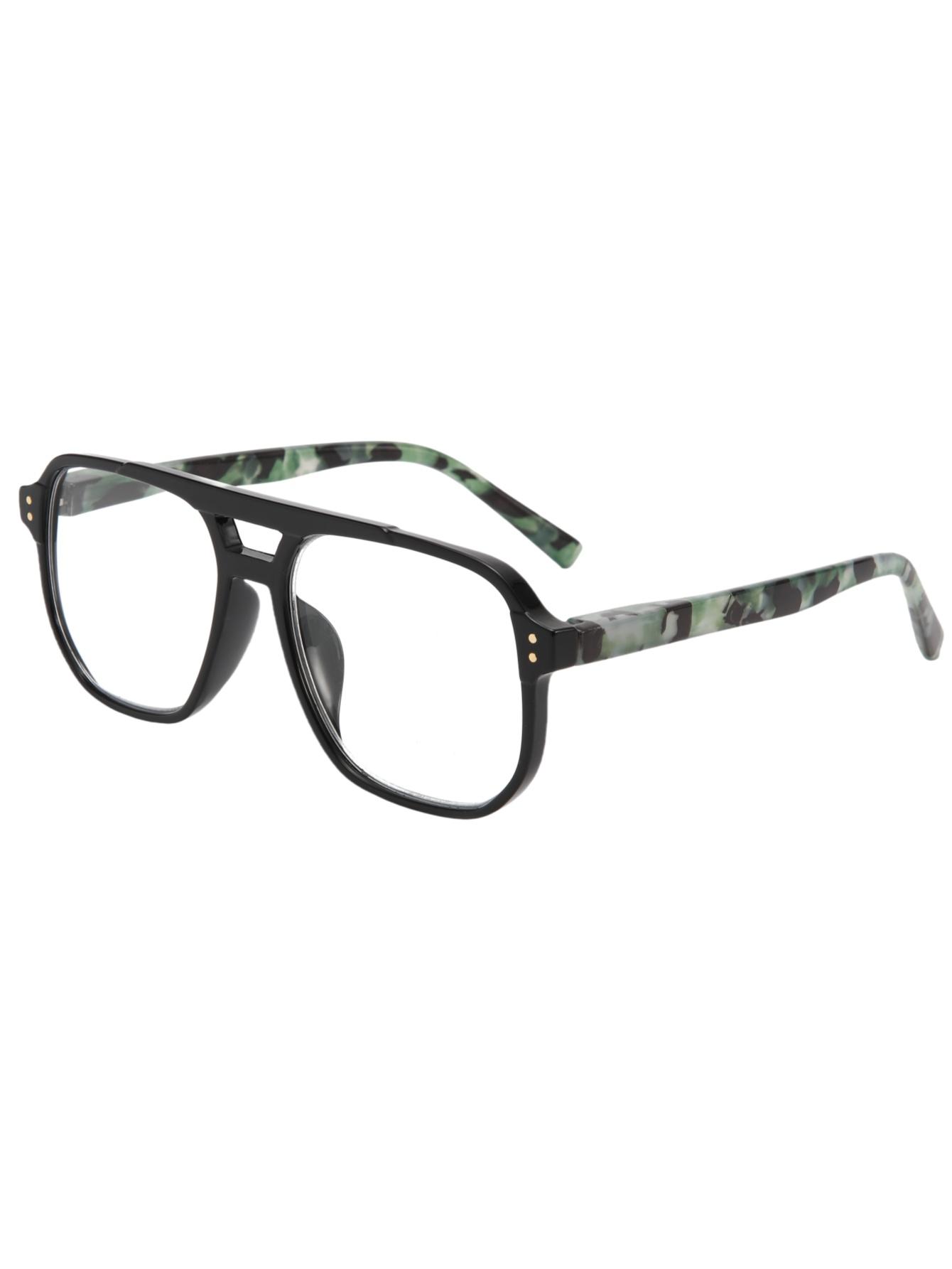 Retro ultra-light round frame fashion myopia glasses can be matched with a thin frame with a simple face. +400 чорний
Retro ultra-light round frame fashion myopia glasses can be matched with a thin frame with a simple face. +400 чорний