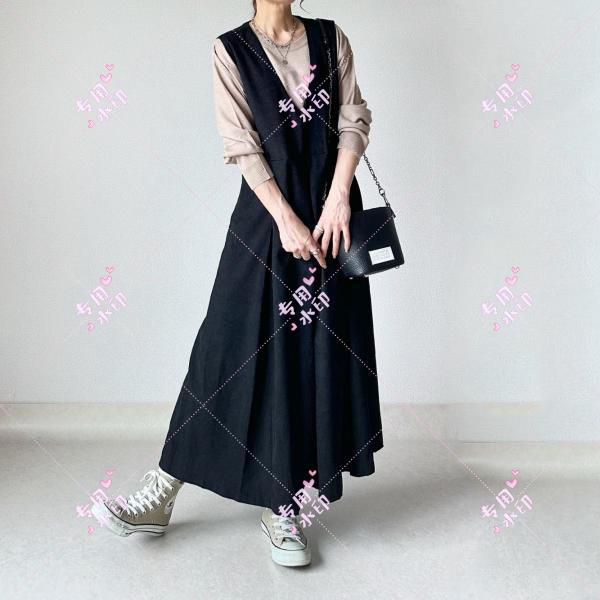 Осень 2025 новое платье с глубоким V-образным вырезом без рукавов с плиссировкой и вставками L чёрный
Осень 2025 новое платье с глубоким V-образным вырезом без рукавов с плиссировкой и вставками L чёрный