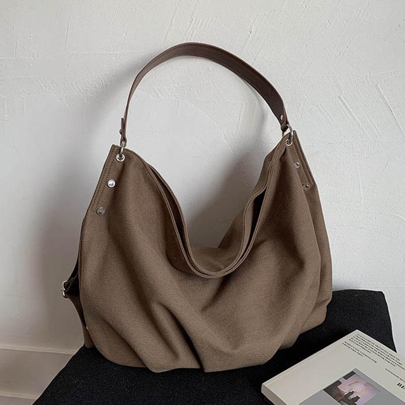 Large capacity canvas bag women s autumn and winter versatile new casual pleated shoulder crossbody commuter tote bag оливковое зеленый
Large capacity canvas bag women s autumn and winter versatile new casual pleated shoulder crossbody commuter tote bag оливковое зеленый