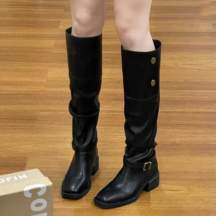 Korean version niche two wear genuine leather high knight boots women s thick heel flanged retro but knee long boots 40
Korean version niche two wear genuine leather high knight boots women s thick heel flanged retro but knee long boots 40
