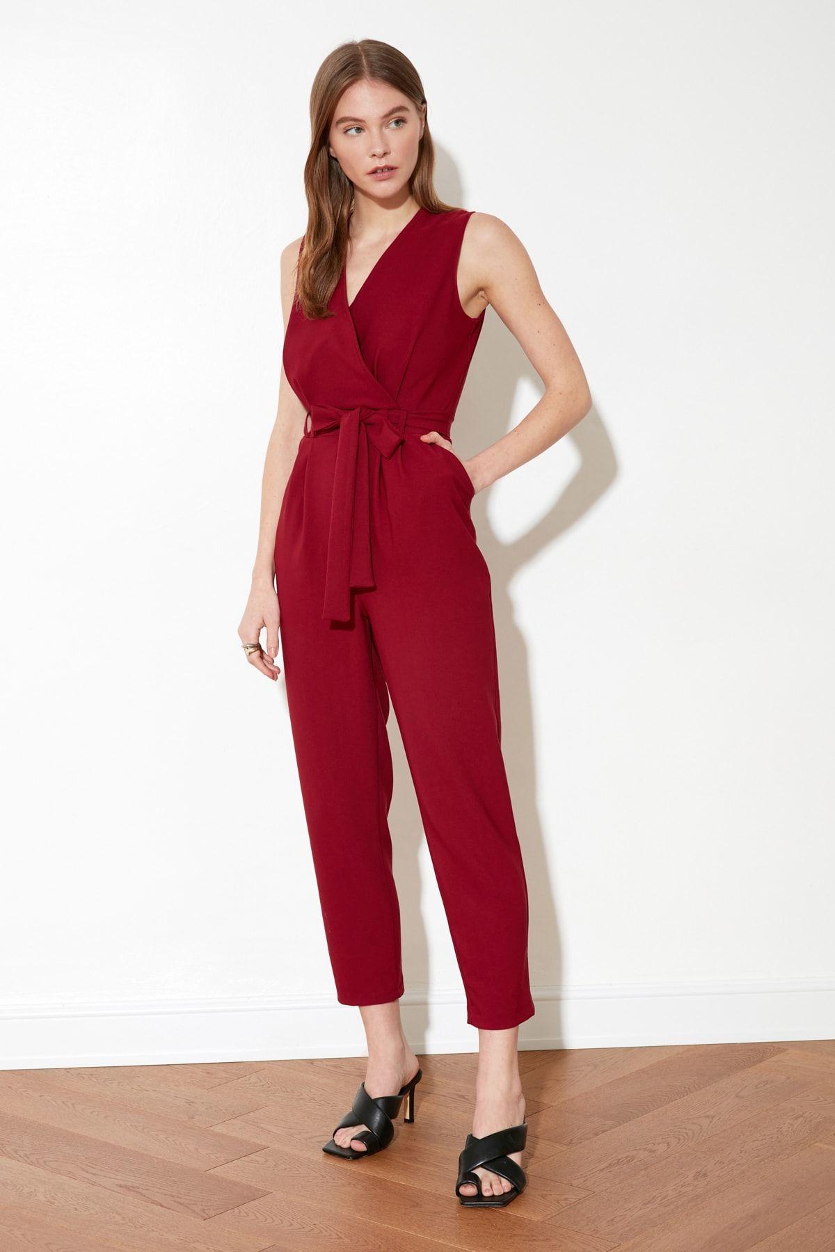 Women s Fashion Claret Red Belt Detailed Double Breasted Collar Woven Jumpsuit M
Women s Fashion Claret Red Belt Detailed Double Breasted Collar Woven Jumpsuit M