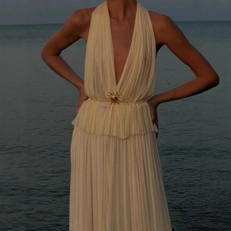Women s Fashion Holiday Style V-neck Sleeveless Halter Top Skirt Two-piece Suit XS
Women s Fashion Holiday Style V-neck Sleeveless Halter Top Skirt Two-piece Suit XS